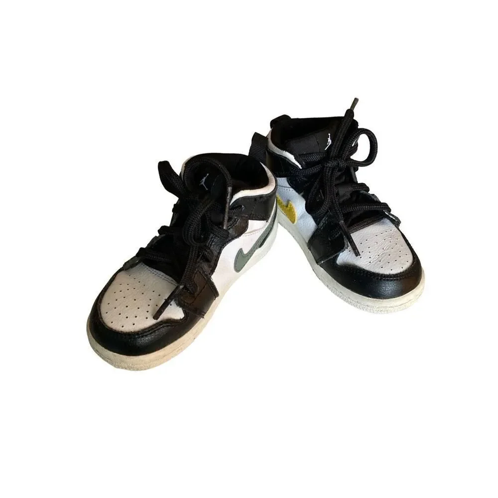Nike Air Jordan 1 Mid Toddler 8C Black White Red Swoosh Sneakers